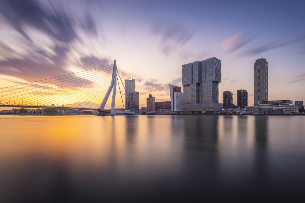Rotterdam au lever du jour